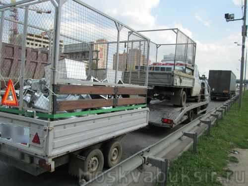 Для перевозки Газели использовался грузовой эвакуатор